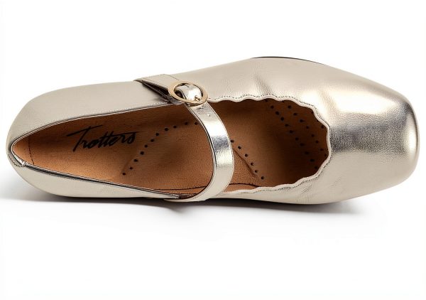 Trotters Womens Flats Arch Support Removable Footbed-1