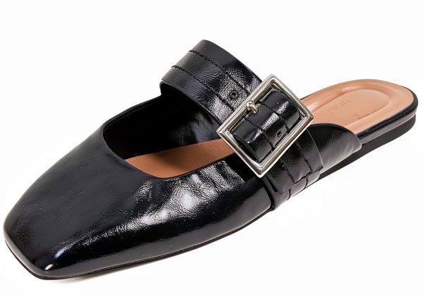 BCBGeneration Womens Flats Cushion Memory Foam Black-0